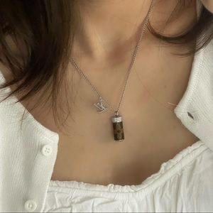 Authentic lv necklace｜authentic reworked ｜perfume necklace